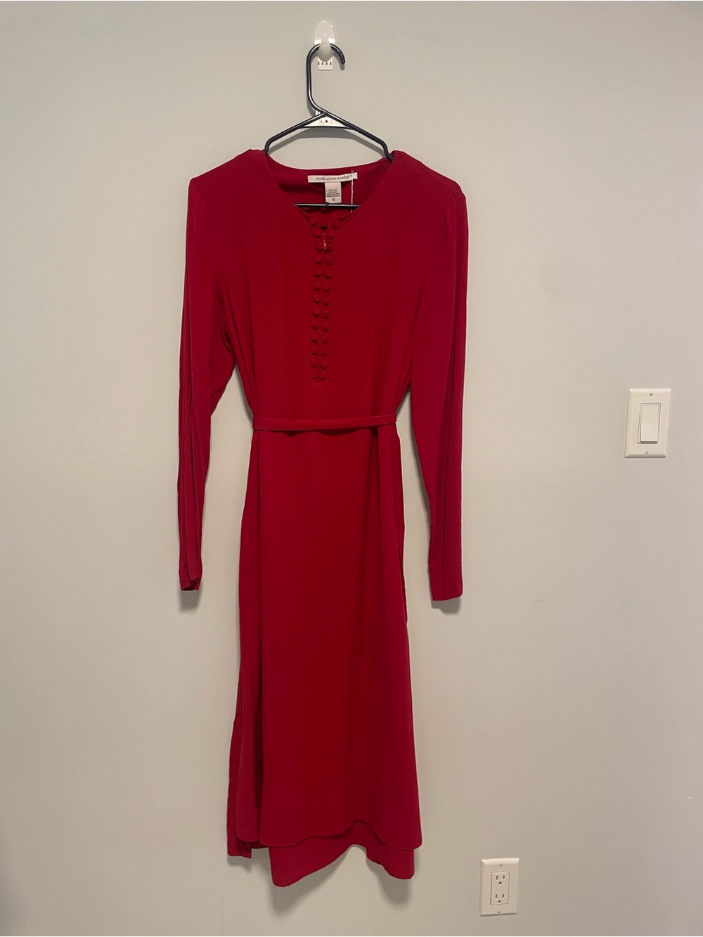 Diane von Furstenberg Red Long Sleeve Belted Silk Midi Dress size 12